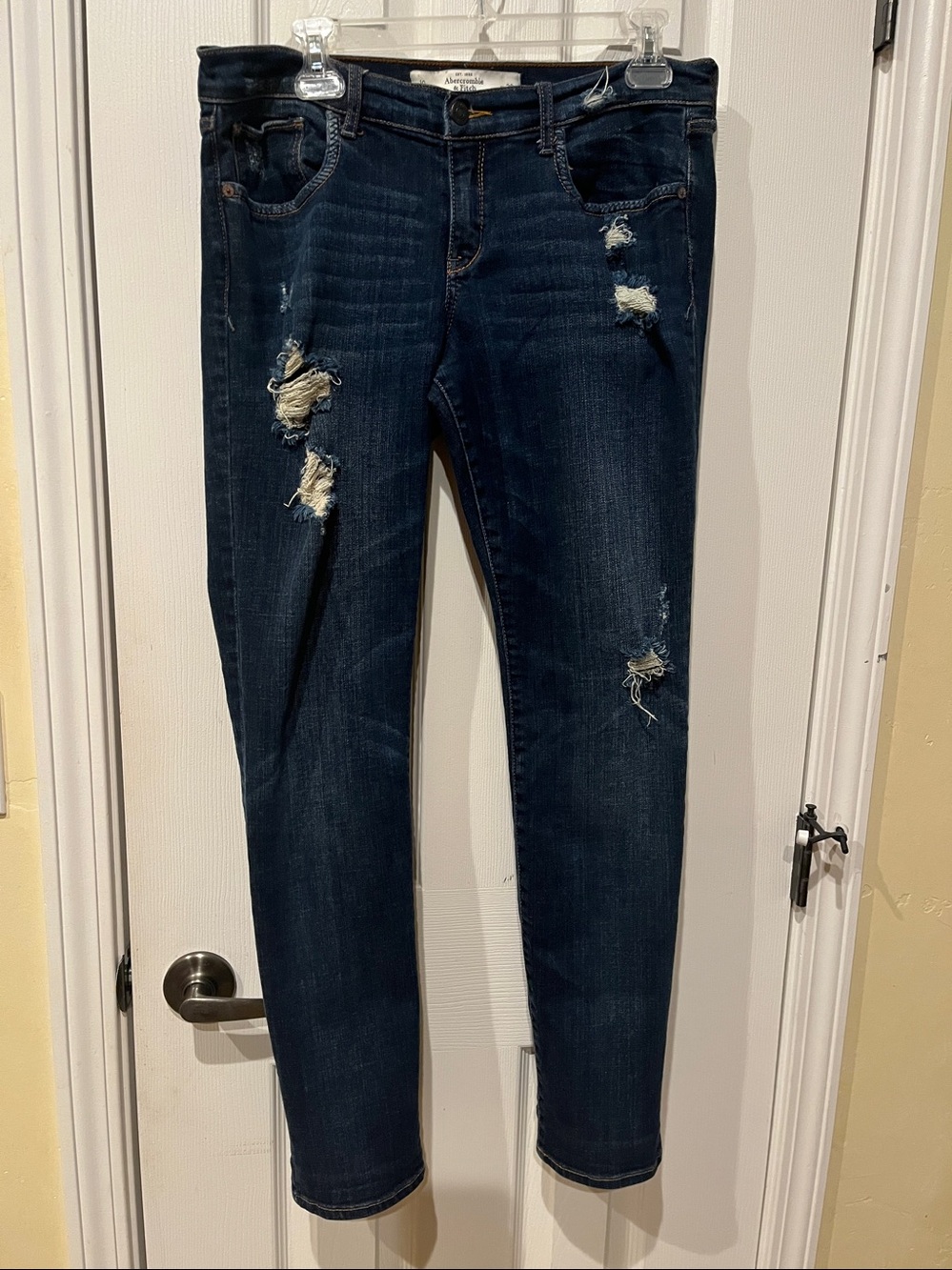 Abercrombie & Fitch Distressed Slim Stretch Jeans